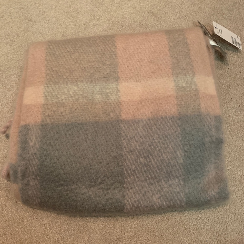 Pink & Grey Scarf